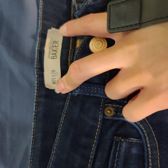 Jeans - Picture 4 of 5